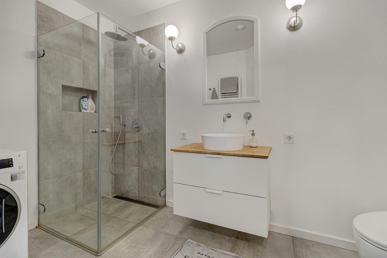 Five Star Downtown Apartment Vilnius Luaran gambar
